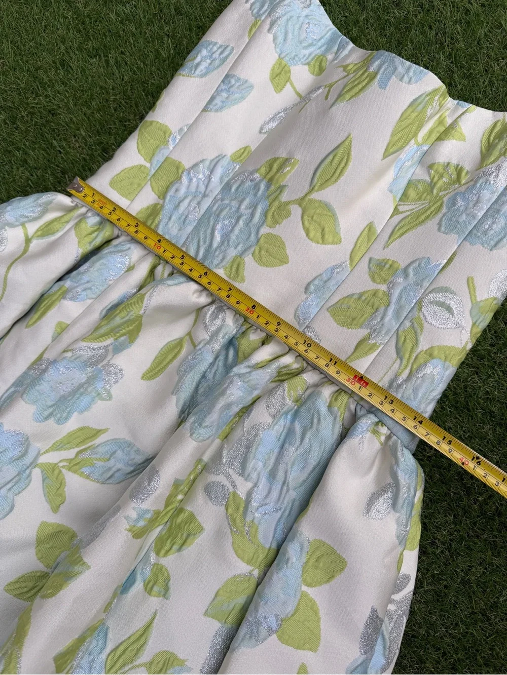 NWT Amsale Floral Jacquard Bubble Hem Dress Ice Floral Size 6 MSRP $1250
